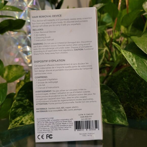 Glossmetics Electronic Wireless Hair Removal Device Painless Facial Shaver Razor - Picture 3 of 4